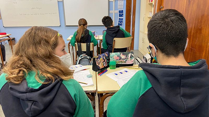 24 horas - El colegio, una oportunidad para desconectar del volcán