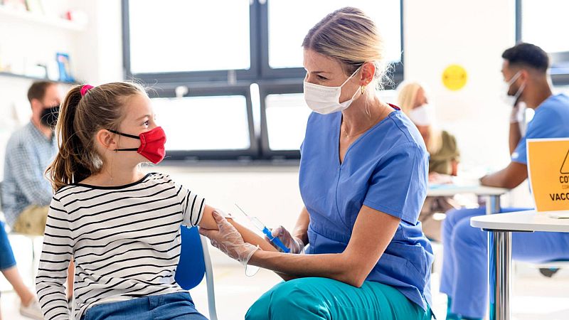 Las mañanas de RNE con Íñigo Alfonso - Vacunación contra el COVID en niños: "Es eficaz y segura"