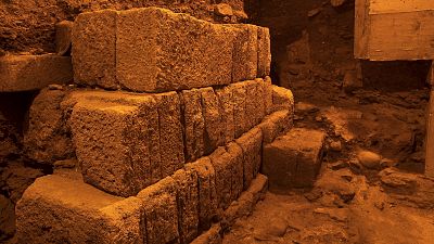 24 horas - En busca del templo de H�rcules gaditano - Escuchar ahora