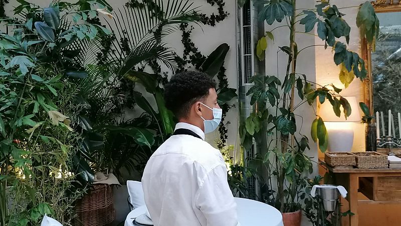 Más cerca - Ayub, de Ceuta a la Península bañado en gasolina