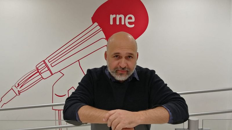 Entre dos luces - Nicolás Melini, buscador de verdades - 22/12/21