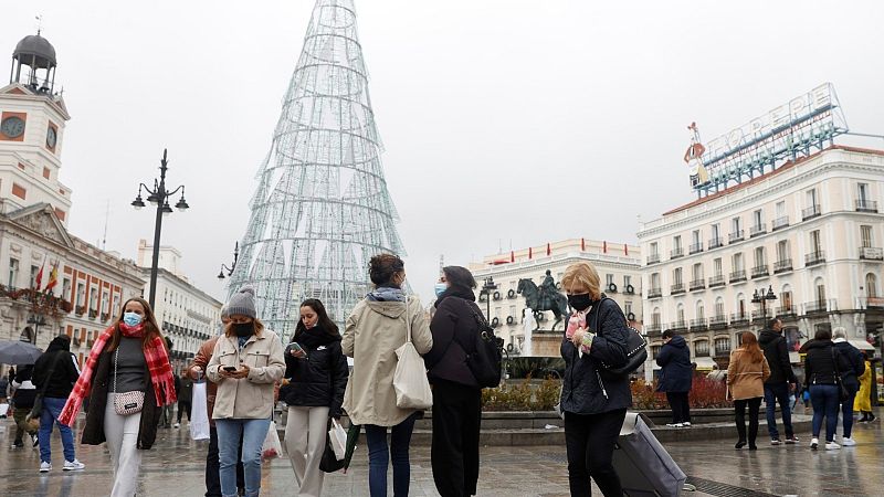 14 horas - Aforo de 7.000 personas con mascarilla para las campanadas en la Puerta del Sol - Escuchar ahora