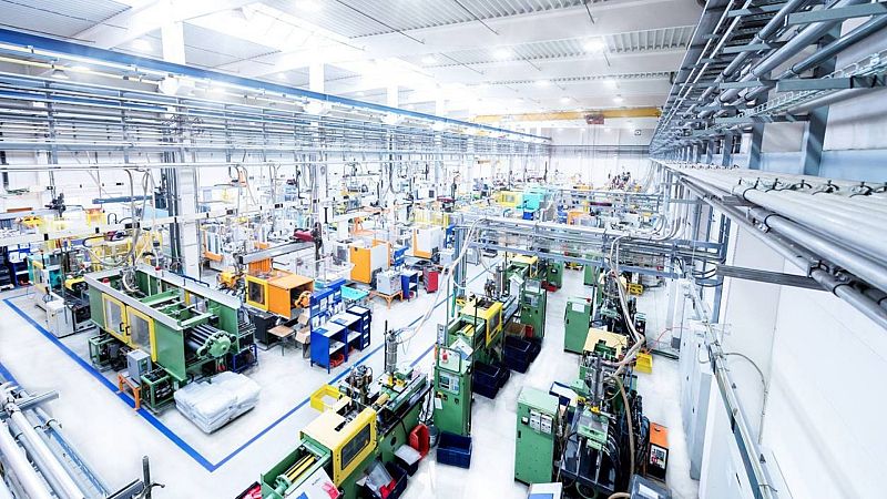 14 horas - La gran industria acusa al gobierno y a las compañías eléctricas de incumplir sus compromisos para contener la subida de la electricidad - Escuchar ahora