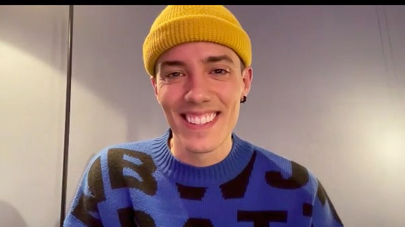 Patio de Voces - Leroy Sánchez y su doble "Stand by" - 08/01/22 - Escuchar ahora