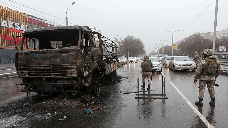 14 horas Fin de Semana - Kazajstán: detenido por alta traición el exjefe de seguridad nacional - Escuchar ahora