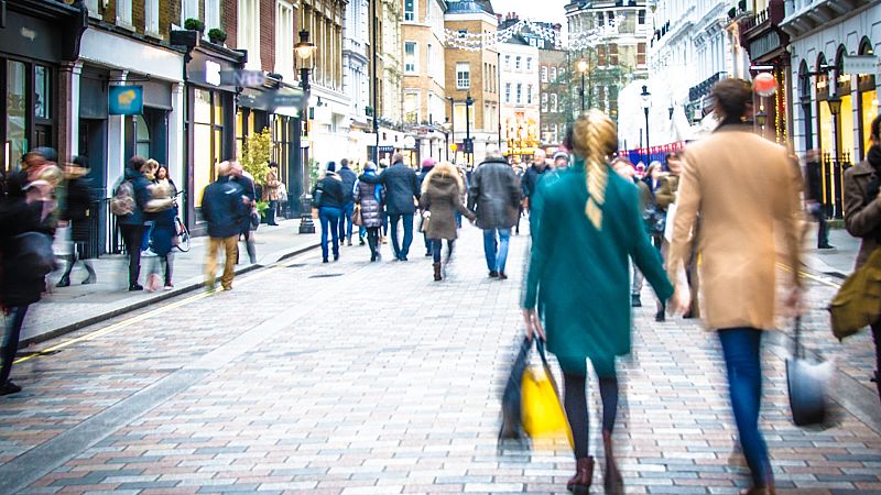 Más cerca - "Hay que corregir la baja por covid sin supervisión médica" - Escuchar ahora