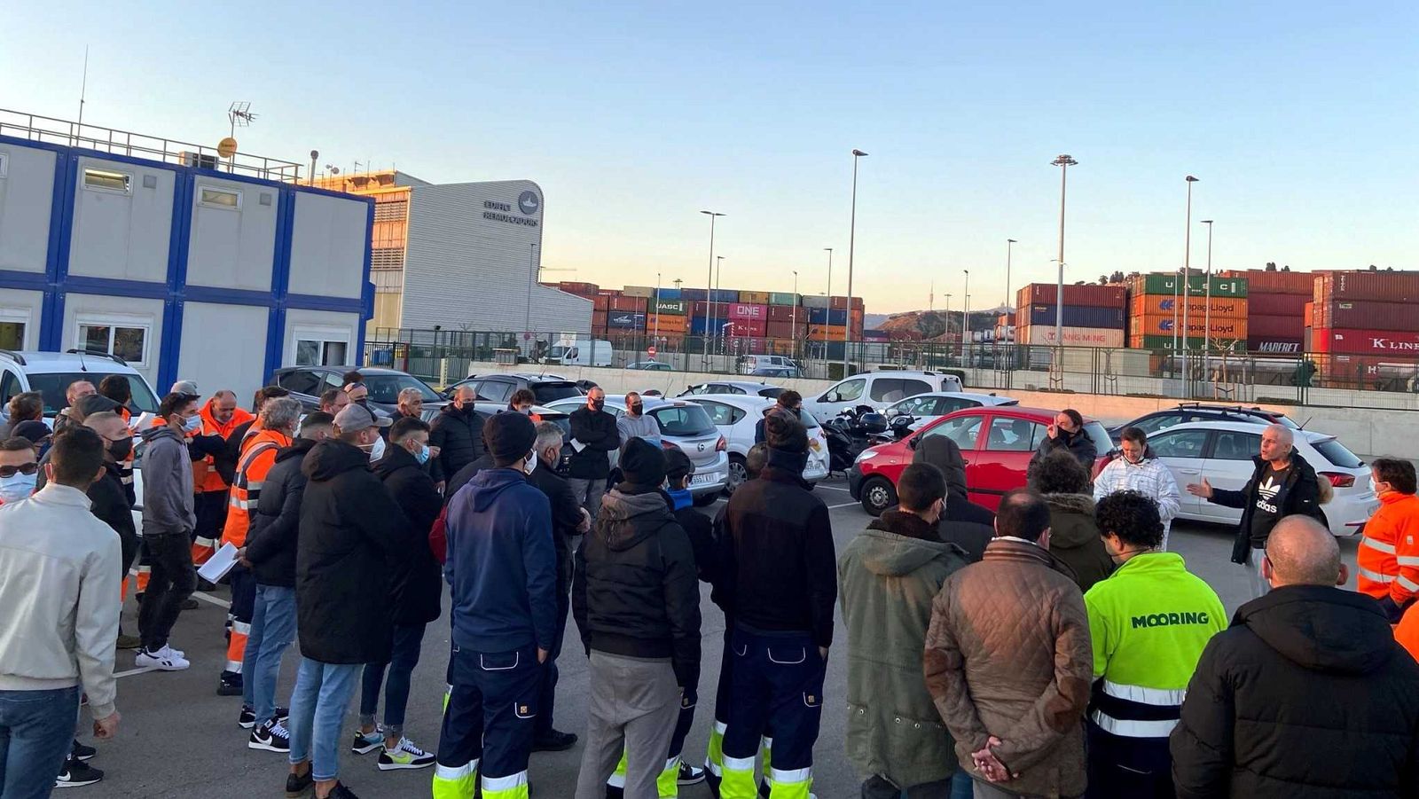 Els amarradors convoquen vaga indefinida | CLARA ONTAÑÓN