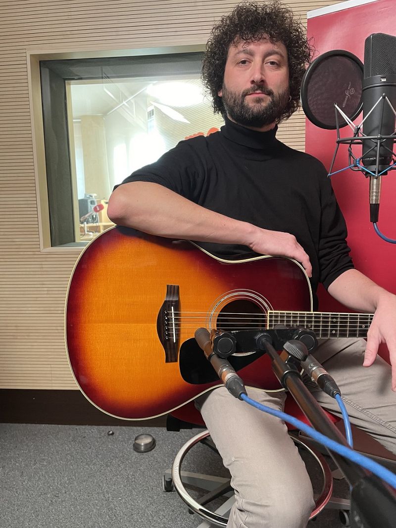 Entrada Anticipada - 21/01/2022 - LALO GARAU - Escuchar ahora.