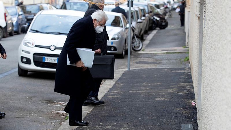 Boletines RNE - Sergio Mattarella acepta repetir como jefe de Estado italiano - Escuchar ahora