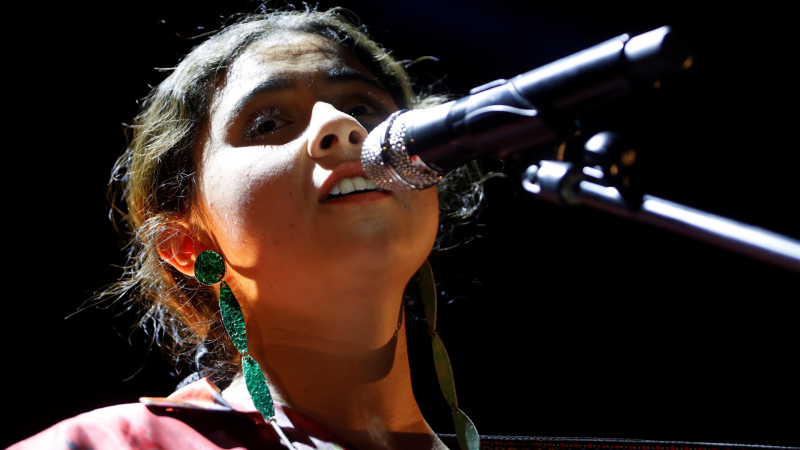 Escenario principal - Silvana Estrada - 01/02/22 - Escuchar ahora