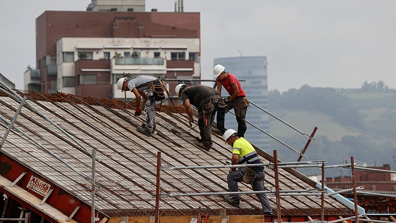 Las Mañnas de RNE con Íñigo Alfonso - UGT: "La subida del SMI debe ser retroactiva"