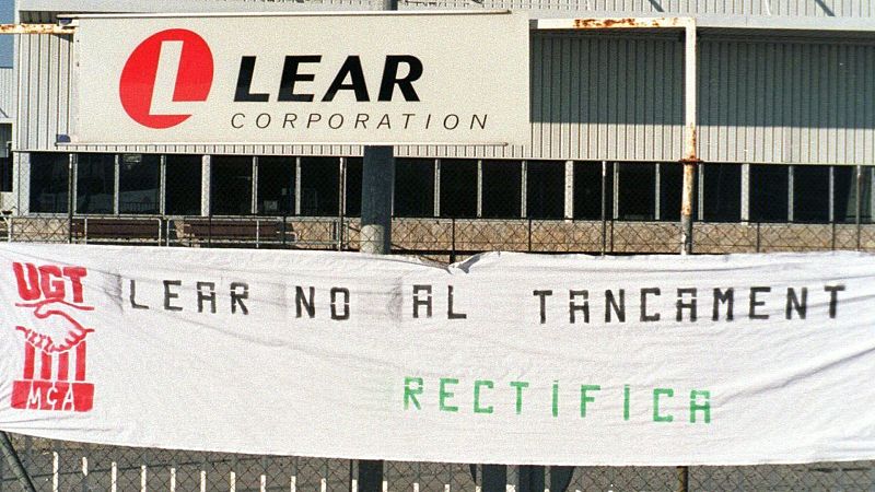 Más cerca - Veinte años de una deslocalización histórica - Escuchar ahora