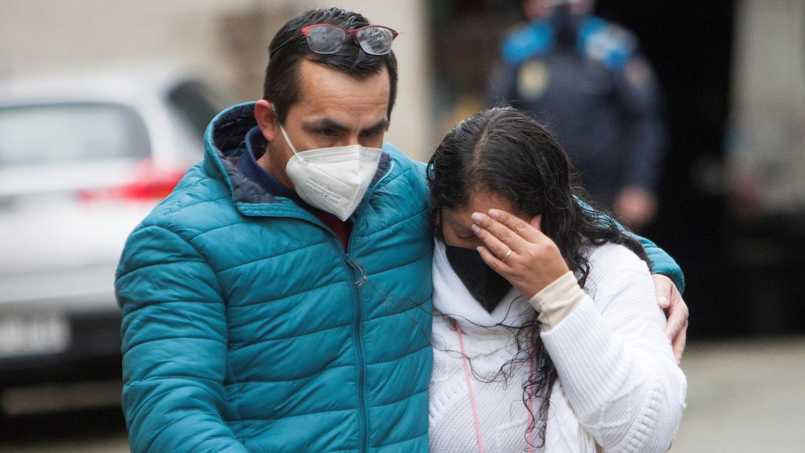 14 horas - Los familiares de los náufragos buscan información - Escuchar ahora