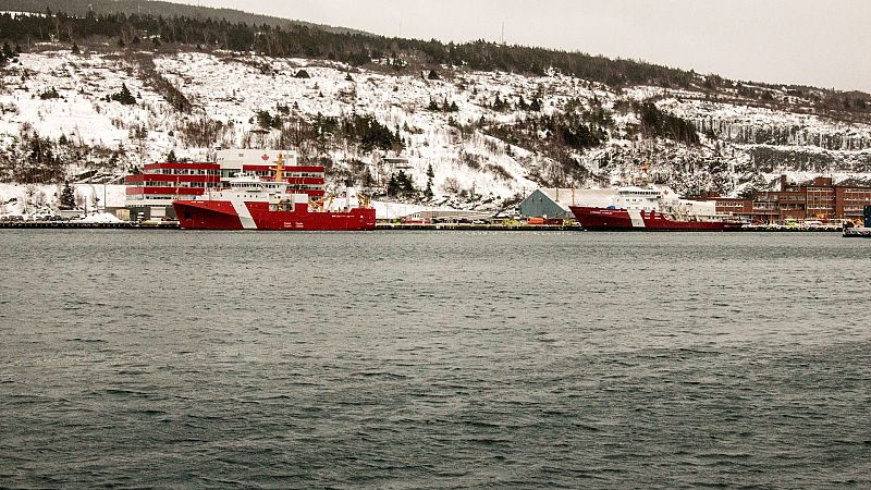 24 horas - Según Sánchez, la búsqueda de los pescadores continuará cuando la meteorología lo permita - Escuchar ahora