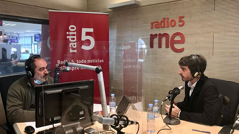 Más cerca - "La salida de Casado es cruel, pero la más óptima para el PP" - Escuchar ahora