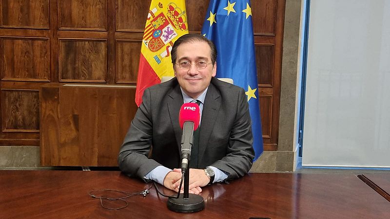 Las Mañanas de RNE con Íñigo Alfonso - Albares: "Hay que armar Ucrania para que puedan defenderse de una agresión ilegal"