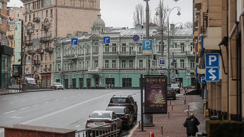 Las mañanas de RNE con Íñigo Alfonso - Kiev, Jarkov y Jerson, objetivos tras siete noches de guerra