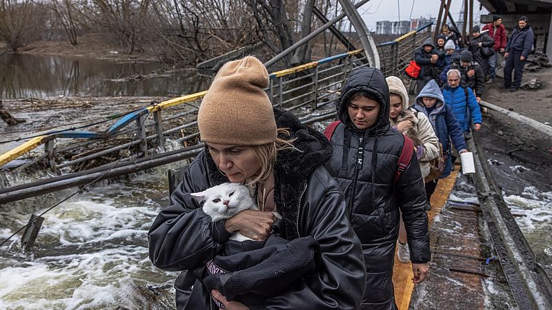 Las Mañanas de RNE - Félix Arteaga, Elcano: "Los corredores endurecen la capacidad de quienes se quedan y no se suelen respetar" - Escuchar ahora
