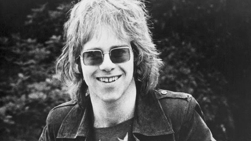 Top Gus Extra - ELTON JOHN - 15/03/2022 - Escuchar ahora
