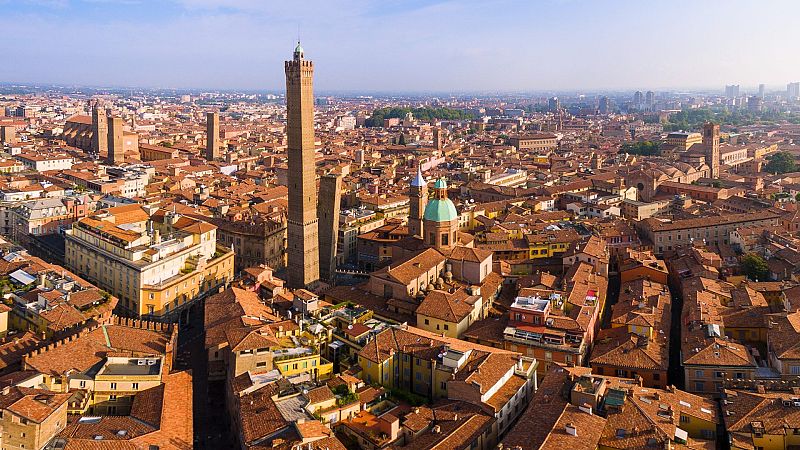 Nómadas - Bolonia: el saber, el subir, el sabor - 12/03/22 - Escuchar ahora