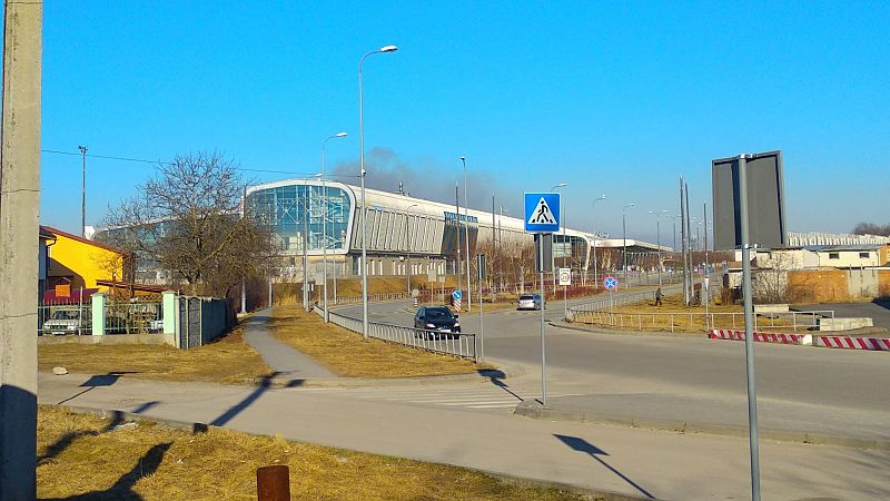 14 Horas - Primer ataque ruso en Leópolis, a 80 kilómetros de Polonia