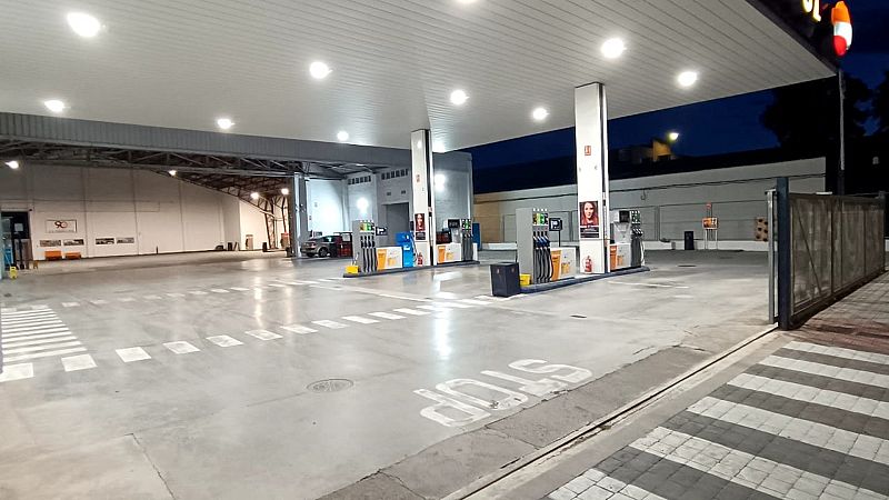 Las mañanas de RNE con Íñigo Alfonso - Los problemas de las pequeñas gasolineras: "Adelanto 1.500 ¿ diarios"