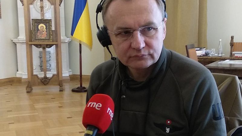 Las mañanas de RNE con Íñigo Alfonso - Andriy Sadovyi alcalde de Leópolis: "La paz solo es posible después de la victoria, porque Rusia es un país nazi" - Escuchar ahora