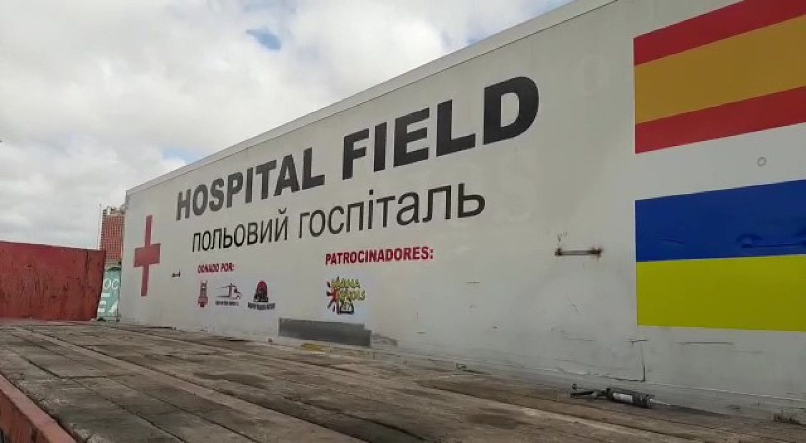 Surt cap a Ucraïna el primer hospital mòbil de primers auxilis