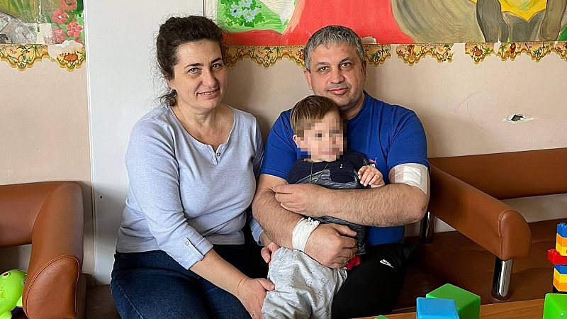 Las mañanas de RNE con Íñigo Alfonso - La risa recuperada del pequeño Artan tras huir de Mariupol