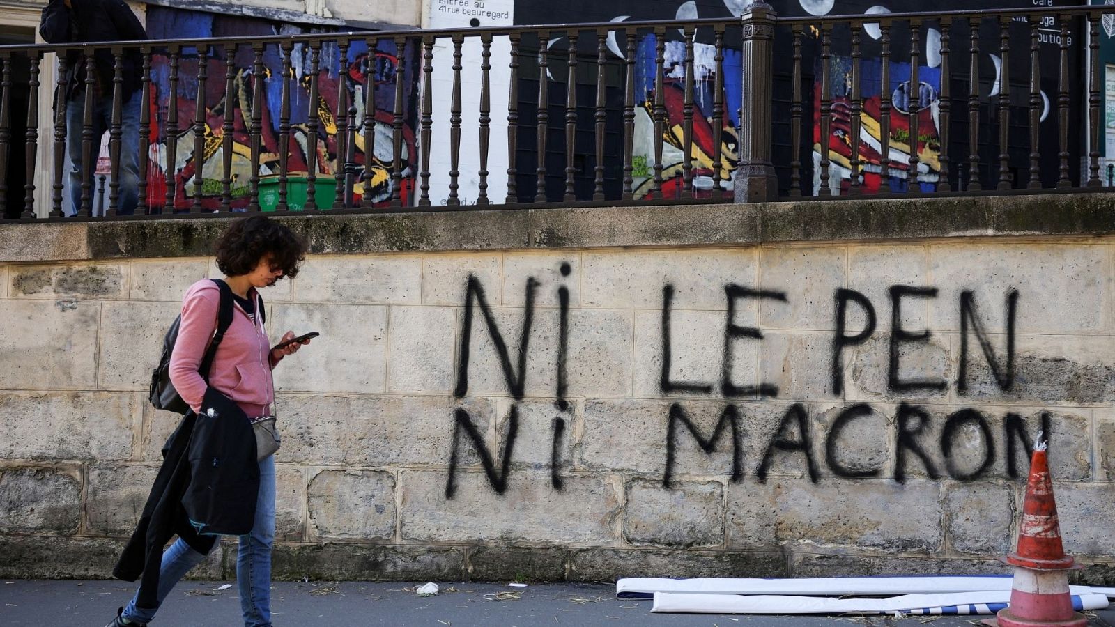 España a las 8 fin de semana - Votar a Macron o abstenerse para luchar contra la extrema derecha - Escuchar ahora