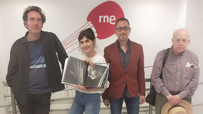 La estación azul - En recuerdo de Guadalupe Grande - 17/04/22