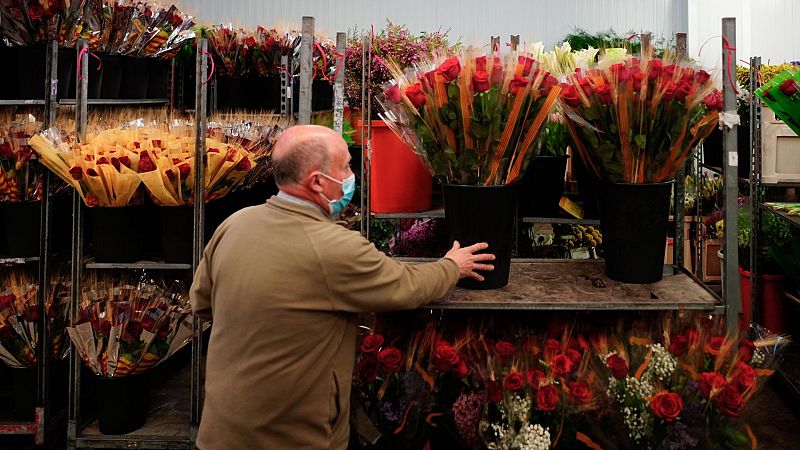 14 horas fin de semana - Cataluña celebra un Sant Jordi histórico, sin restricciones - Escuchar ahora