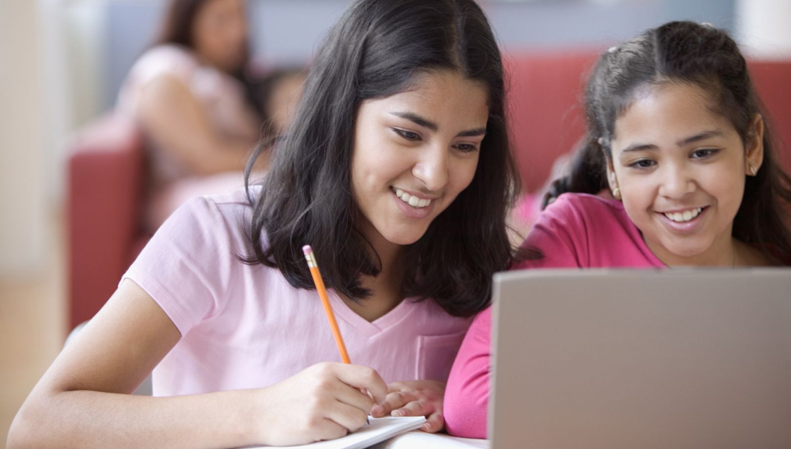 Espacio iberoamericano - Premio a la innovación educativa - 26/04/22 - escuchar ahora