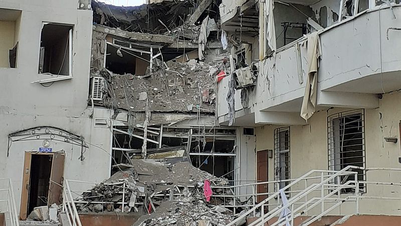 Las mañanas de RNE con Íñigo Alfonso - RNE en Odesa | Volver a casa tras un bombardeo: "Mi madre preparaba el pastel de Pascua"