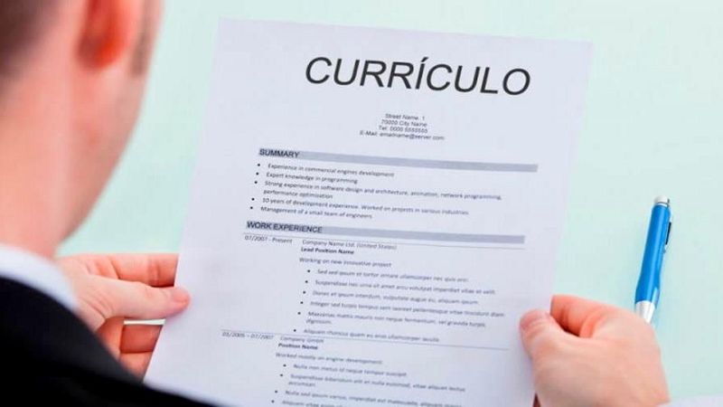 No es un día cualquiera - Mates para contratar bien - Clara Grima - Las cuentas claras - 01/05/22