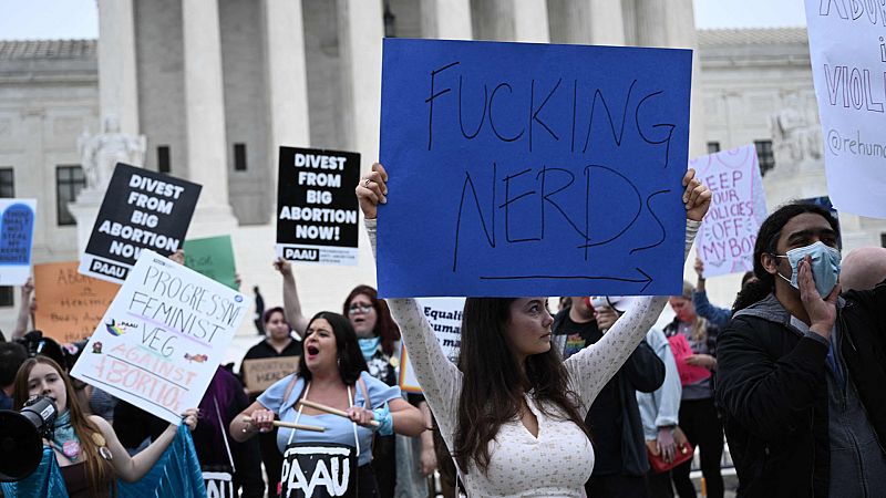 Cinco Continentes - EE.UU. podría perder el derecho al aborto - Escuchar ahora