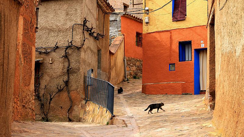 Con bata blanca - La difícil medicina en la España vaciada - 13/05/22