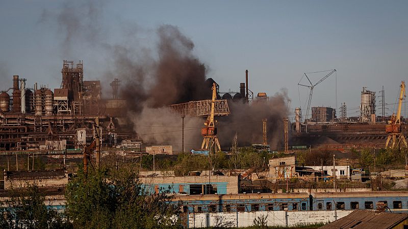 Las mañanas de RNE con Íñigo Alfonso - La rendición de los 'últimos de Azovstal'