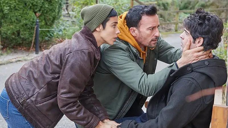 Tarde lo que tarde - Miguel Ángel Muñoz y Pablo Puyol presentan 'En otro lugar'