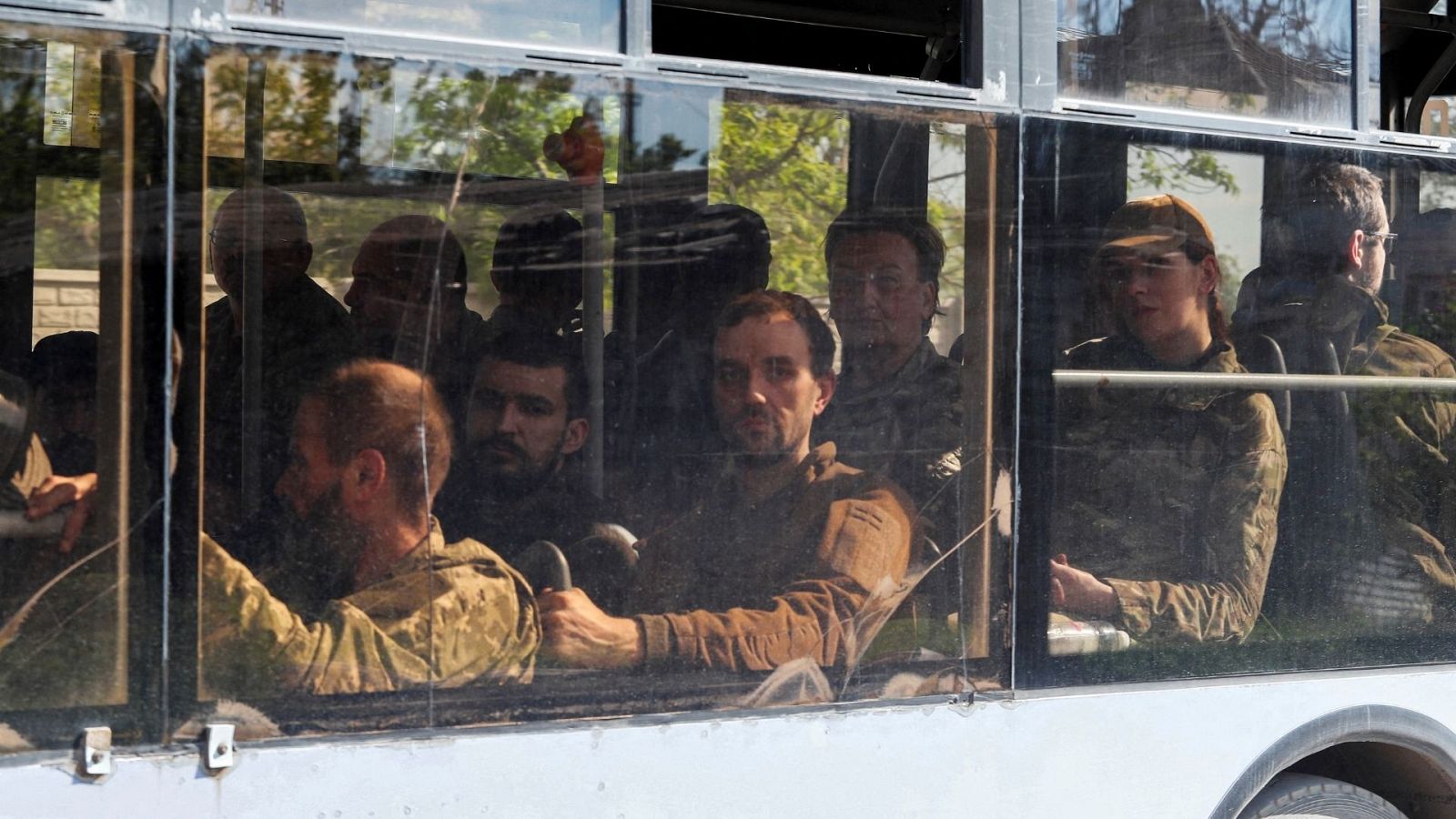 España a las 8 fin de semana - El complejo siderúrgico Azovstal, bajo control total ruso - Escuchar ahora