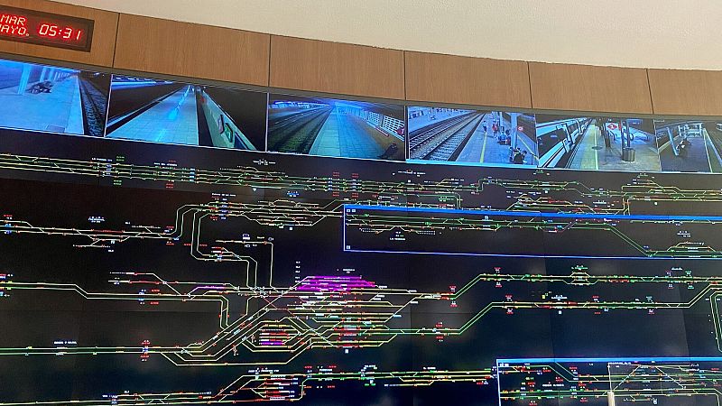 El gallo que no cesa - Conectamos en directo con el Centro de Gestión de Atocha - Escuchar ahora