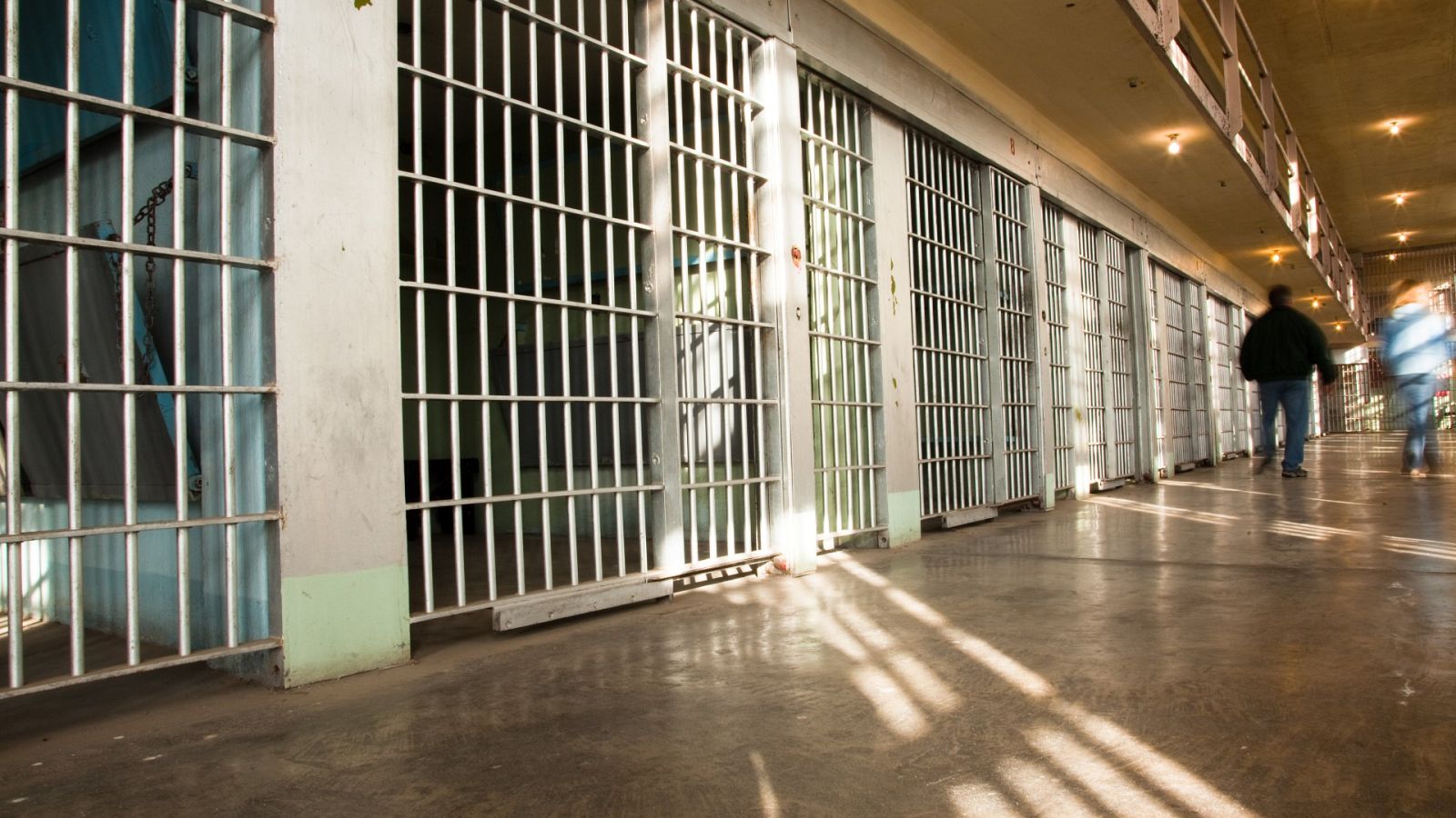 Más cerca -"Cada 36 horas, un funcionario de prisiones es agredido" - Escuchar ahora