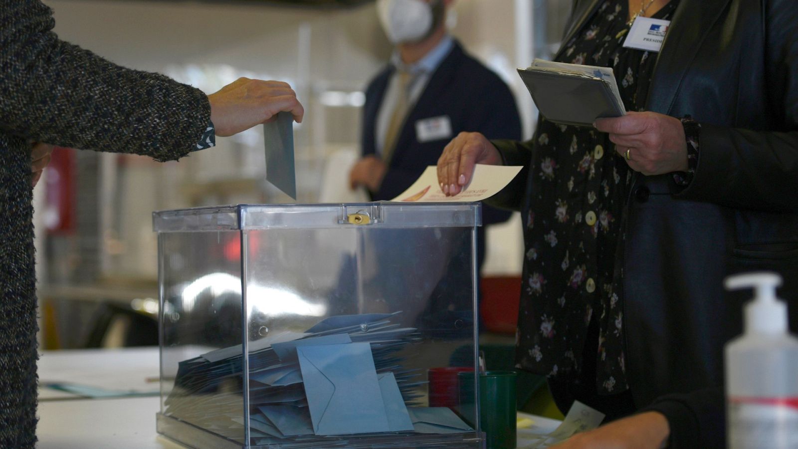 14 Horas - Derogación del voto rogado: "Es esencial para mejorar el derecho al voto de las personas que viven en el exterior" - Escuchar ahora