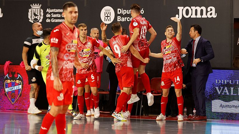 Radiogaceta de los deportes - Mati Rosa: "Ahora solo pensamos en el playoff" - Escuchar ahora