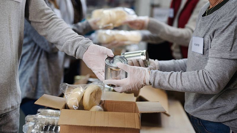 24 horas - Las donaciones se mantienen, pero aumentan las necesidades de las familias - Escuchar ahora