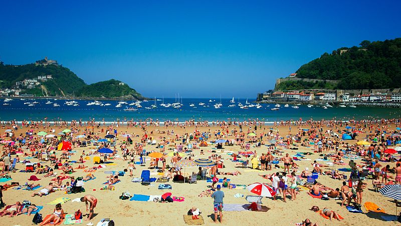 Por tres razones - Destinos masificados: ¿se puede morir de éxito? - Escuchar ahora