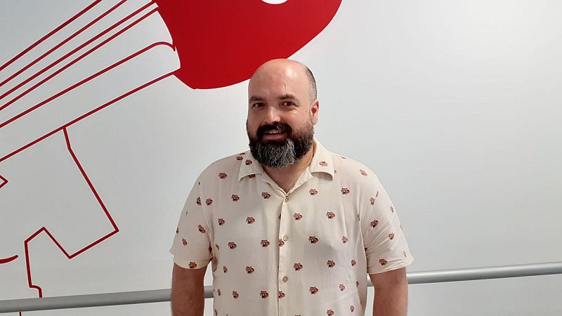 Tarde lo que tarde - El Hematocrítico, Miguel López, nos presenta '¡Escúchalos!'