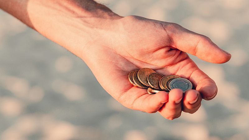 Más cerca - El 75% de las solicitudes del IMV han sido denegadas