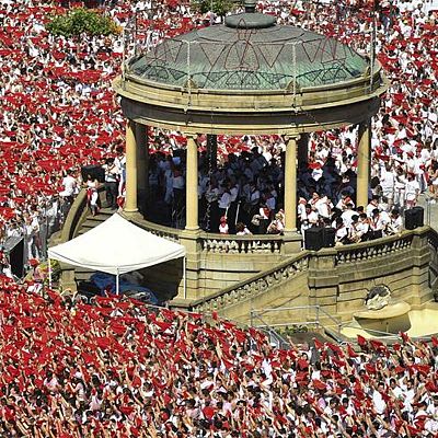 Documentos RNE - San Fermín, pasión en blanco y rojo - 17/06/22 - escuchar ahora