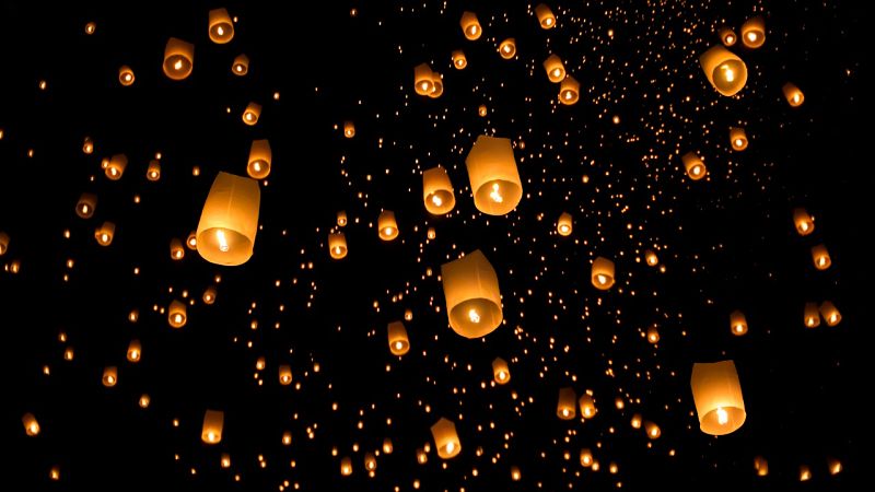 L'enlairament de fanalets, prohibit per la revetlla de Sant Joan